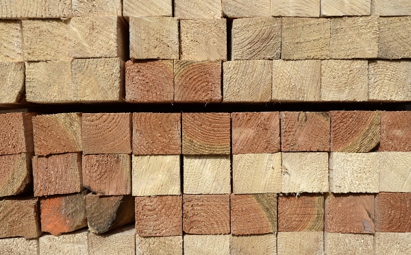 炭化木廠家簡述炭化木與防腐木的區別